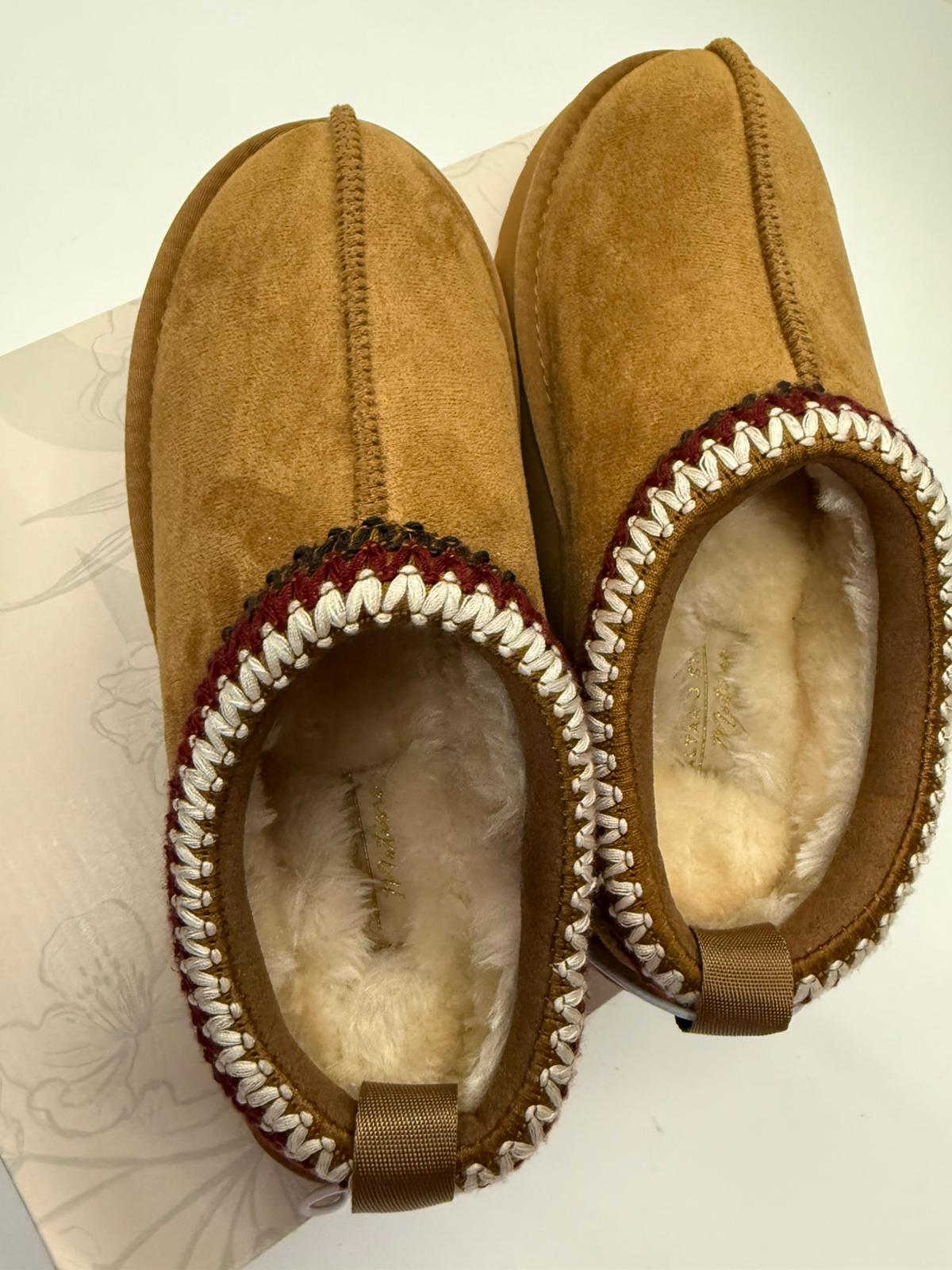 Vegan Suede Slides – Comfortable Slip-On Sandals